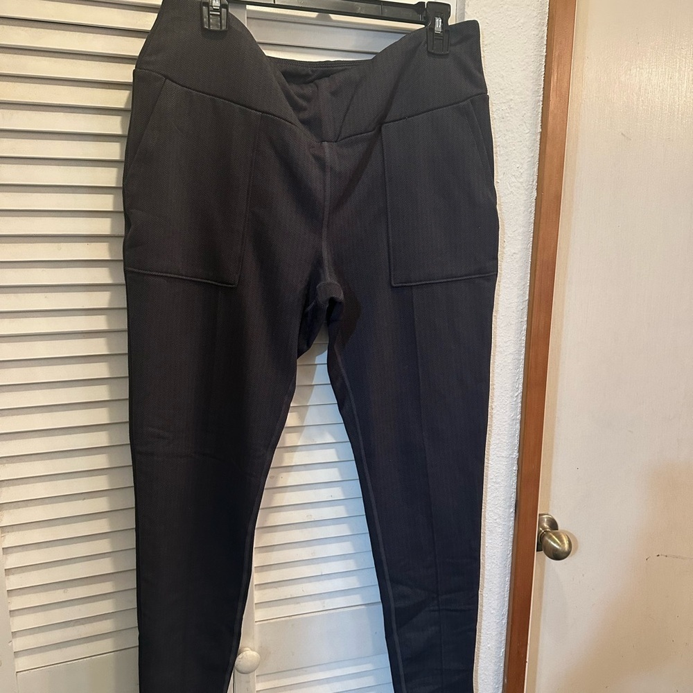 Mondetta Charcoal Herringbone Pants